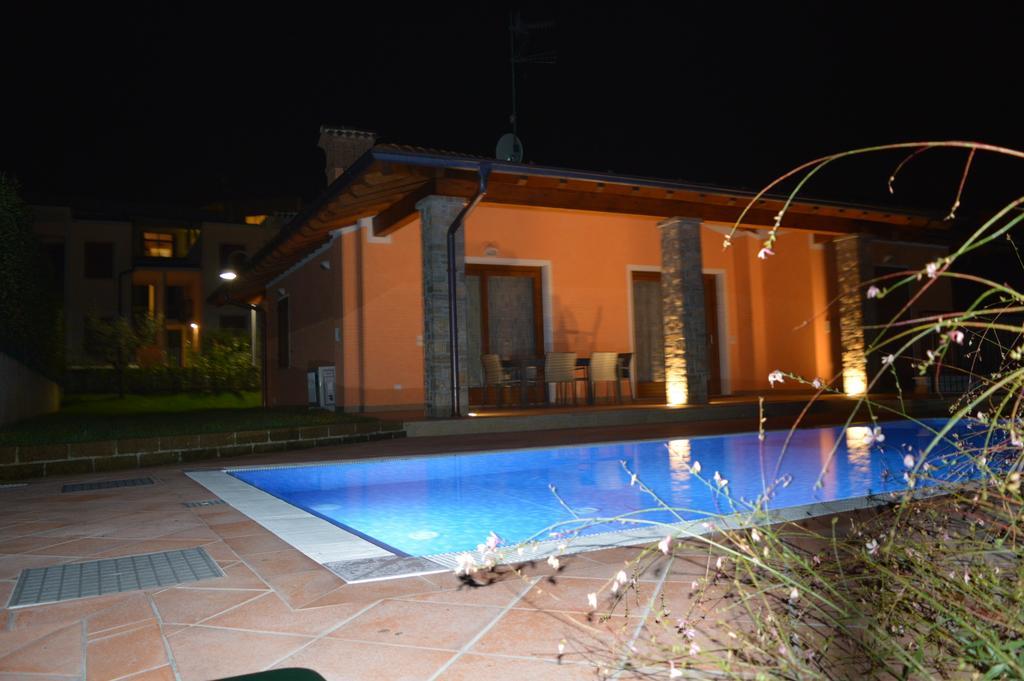 Villa Artemia マネルバ・デル・ガルダ 部屋 写真